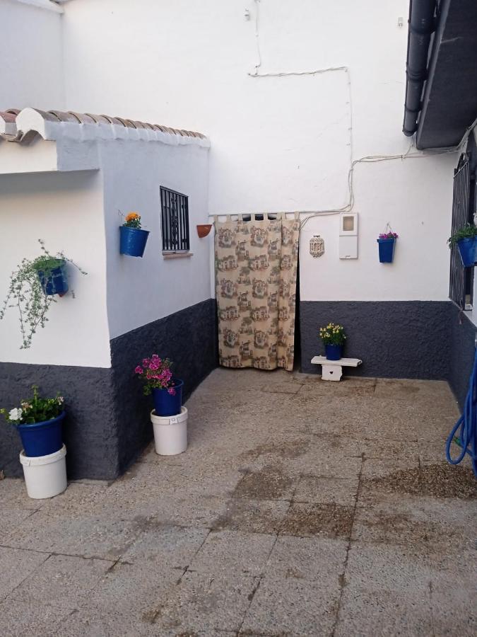 La Cueva De Guadix Villa Bagian luar foto